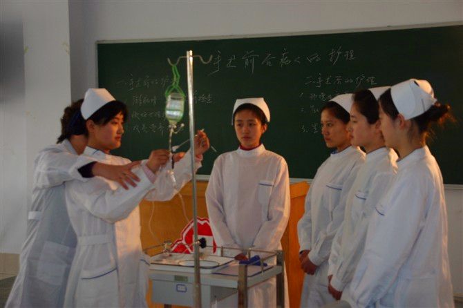 四川卫校大全_四川卫校排名_四川最好5大口碑卫校！