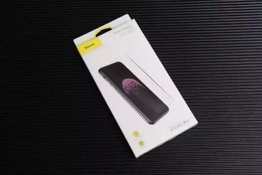变着方法弄碎我的iPhone手机膜-17款钢化玻璃膜大横评