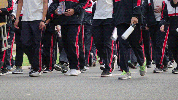 泉州这所中学，办过世界级比赛，还有独立露天游泳池？！厉害了！