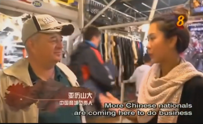 在中俄邊境，中國(guó)的商品太受俄羅斯人追捧了，特別是絲襪！紀(jì)錄片