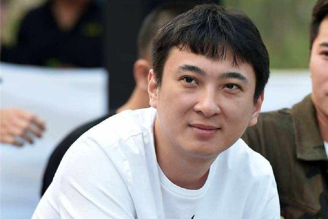 全球富豪榜惊现3位中国80后！马化腾力压马云成中国首富，王健林身家腰斩
