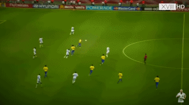 齐达内是哪年世界杯冠军（大师的绝唱！看34岁的齐达内这样征服世界 他如何站着不动过人）