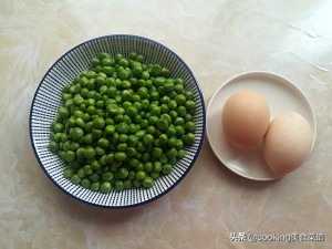 豌豆炒鸡蛋的做法（3步学会家常鸡蛋菜谱）