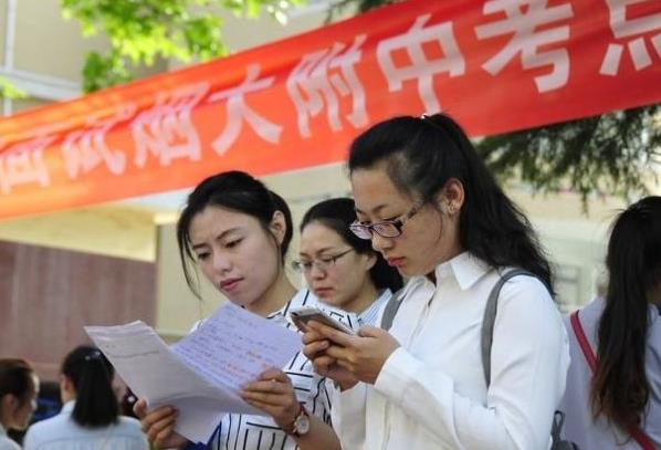 浙江大学混血校花走红，高颜值撞脸安妮海瑟薇，中文名字是亮点