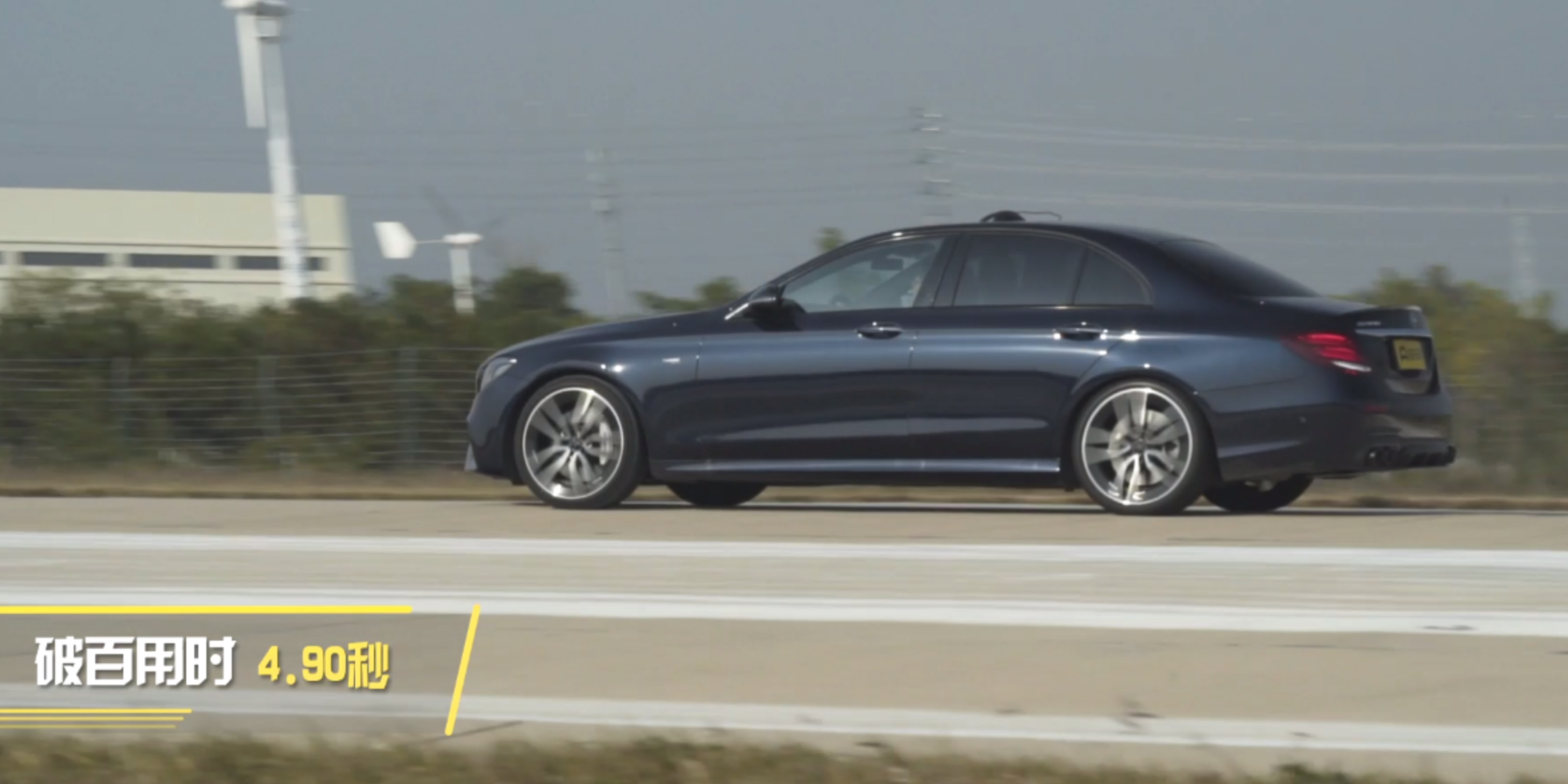 AMG E级双车评测：同门不同命，直6凭何挑战V8？