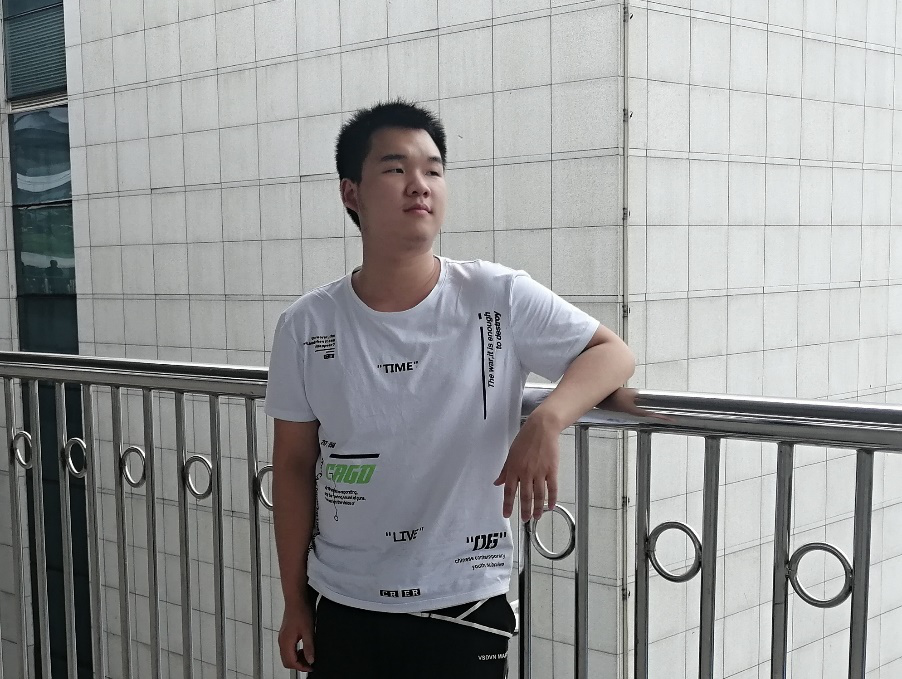 724分！河南理科第一李昊：正在清华大学参观