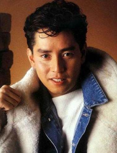 1993年，一代歌神陈百强意外死亡，你以为抑郁离世，其实另有隐情
