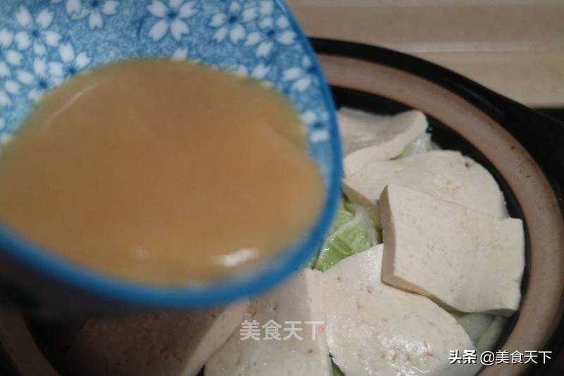 家常干贝这样做，汤鲜味美，营养丰富