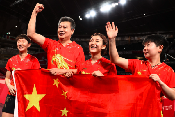 王曼昱被劉國(guó)梁訓(xùn)哭（王曼昱自曝曾被批哭，劉國(guó)梁忙澄清解釋，小將坦言“無(wú)知者無(wú)畏”）