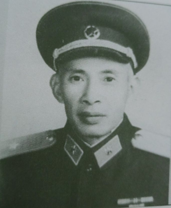 1955年南京军区后勤部授衔大校以上人员的级别、薪金与勋章