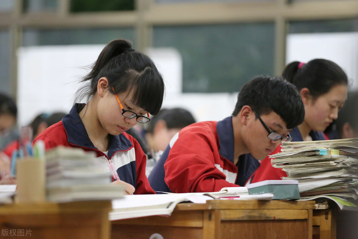 大学单招是什么意思（单招生和统招生有何区别）