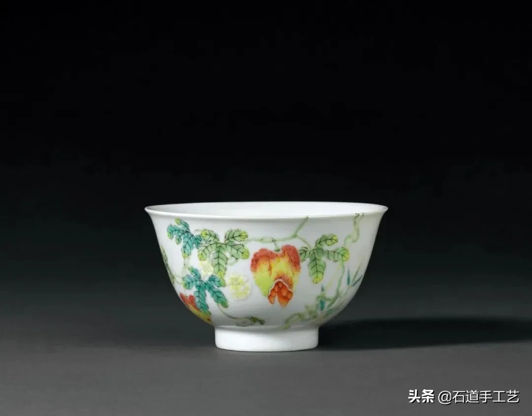 北京诚轩春拍:一波精品明清瓷器成交价来了