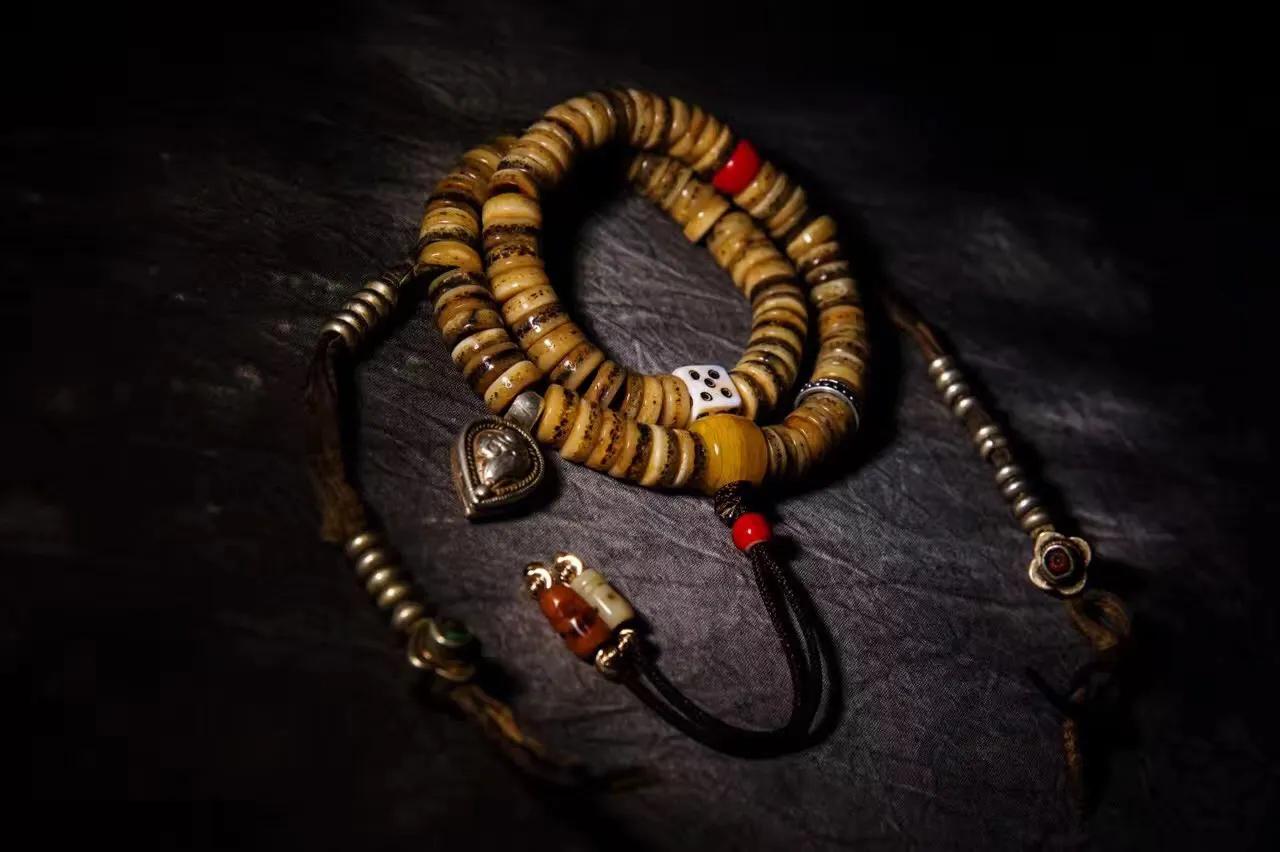 藏式老念珠之美(千年水晶珠子图片) 第2张