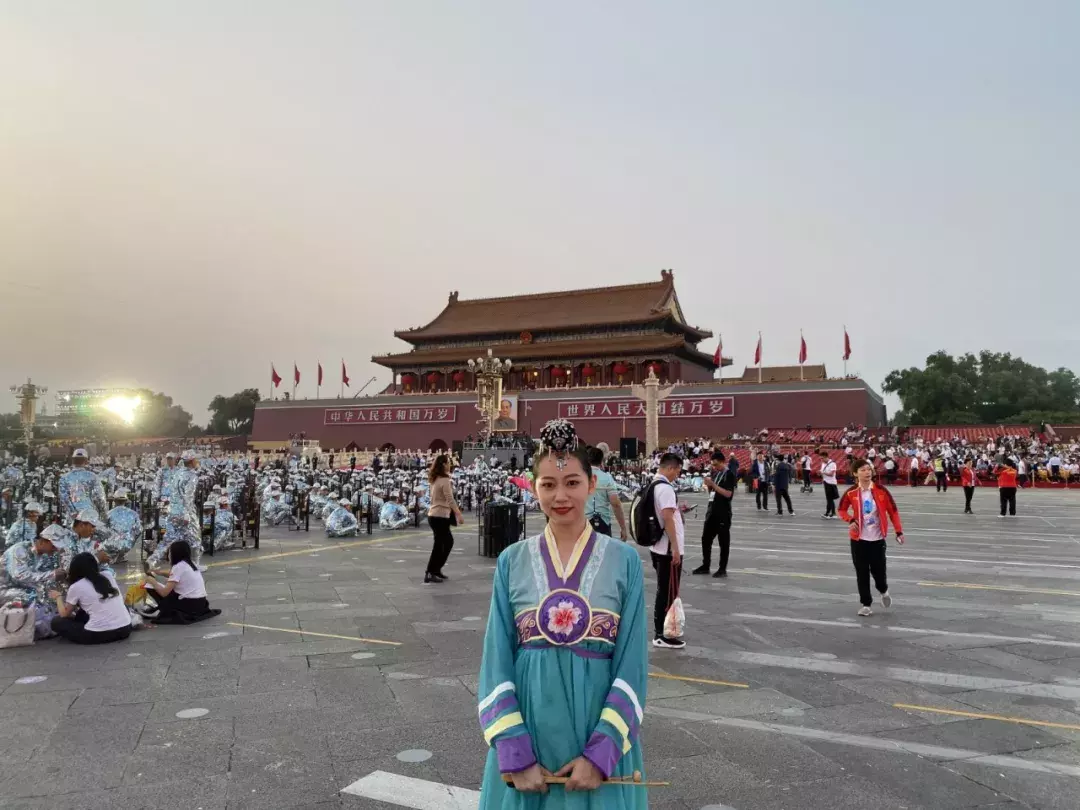 观礼台上!礼宾车里!阅兵方队、游行队伍……这么多山西人参加了国庆联欢活动