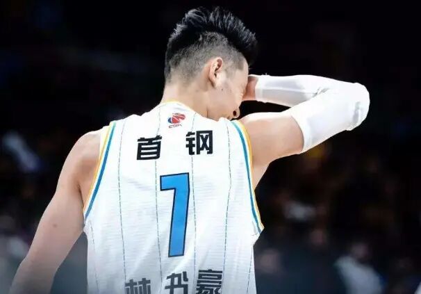 林書豪在nba為什么（北京為何換掉林書豪？雖然心疼林書豪，你也要知道這3個重要原因）
