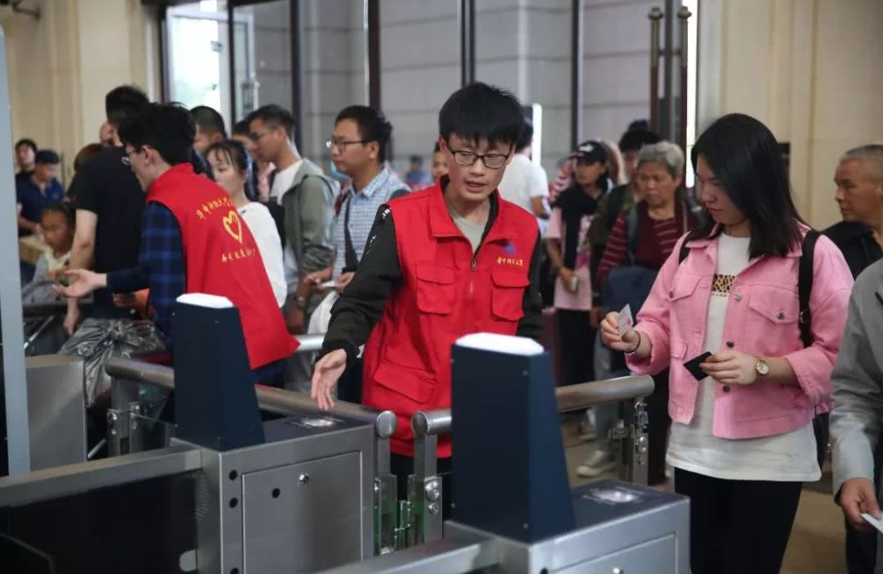 武汉有所专科院校，录取分数线不出众，但7成的学生都能进国企