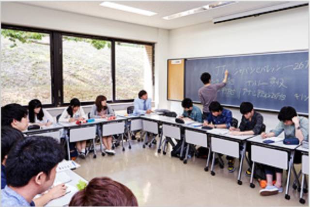 「朝日留学」日本留学英语的要求和优势