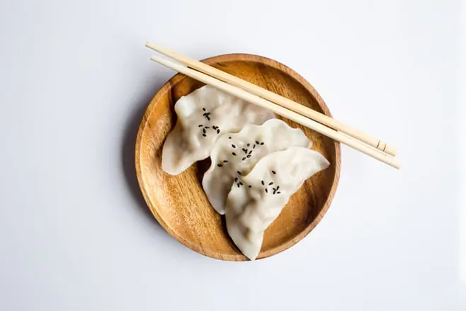 朋友搬家去不了该怎么说（朋友要搬家了怎么安慰）