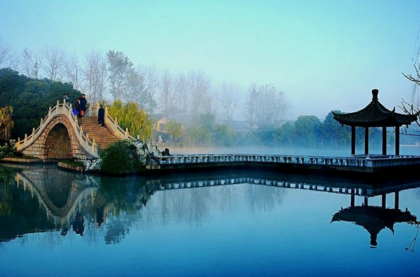 扬州瘦西湖不仅是5A景区，还是世遗项目，关键价格还便宜