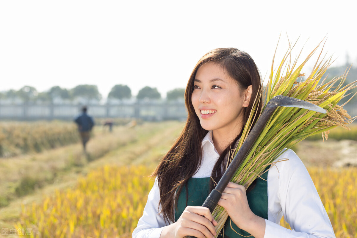 合适女生发朋友圈的正能量文案