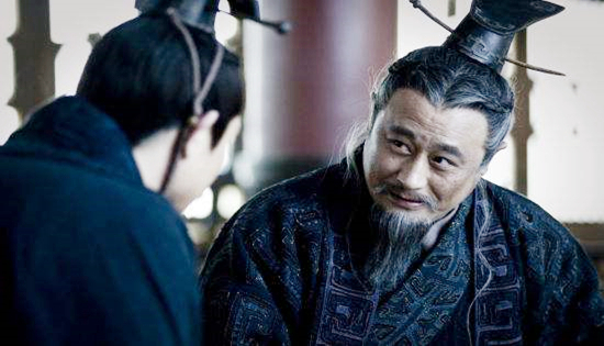 李斯是扶苏的岳父,为何李斯却选择害死扶苏,帮助胡亥继位?