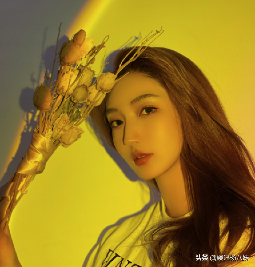 吴亦凡现任女友吴亦凡5天曝光3个绯闻女友