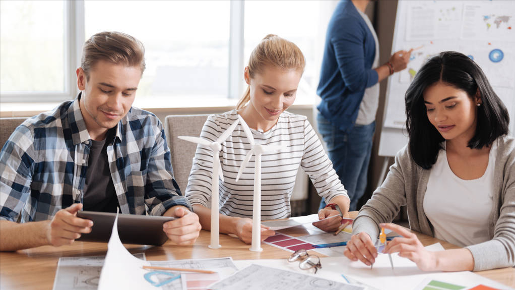 94％的毕业生拿着普通文凭依旧就业难｜高考的意义是什么？