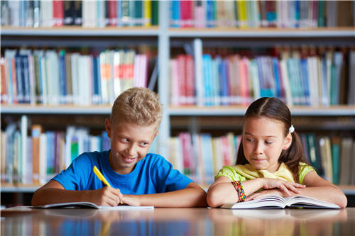 考研热门专业翻译硕士为你专业解读，就业前景和院校排名