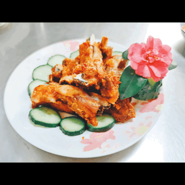 馋哭了！上海学校食堂里深藏不露的特色美食