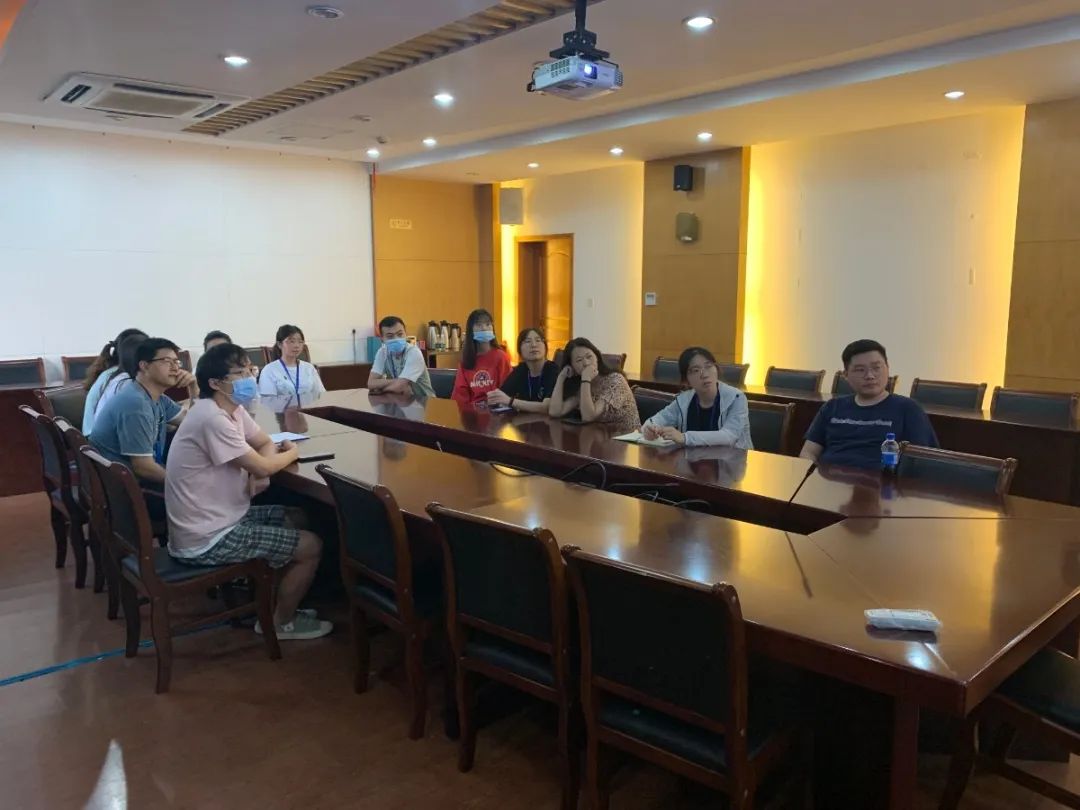 南通大学团员青年认真学习江苏省委书记娄勤俭给第21届南通大学莫文隋研究生支教团回信精神