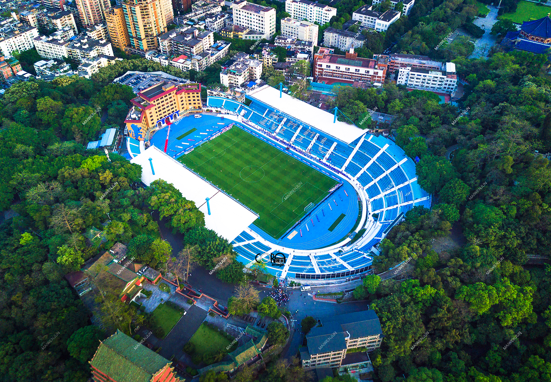 整改后的越秀山体育场开始了赛季首秀,遗憾的是广州富力却遭贵州逆转