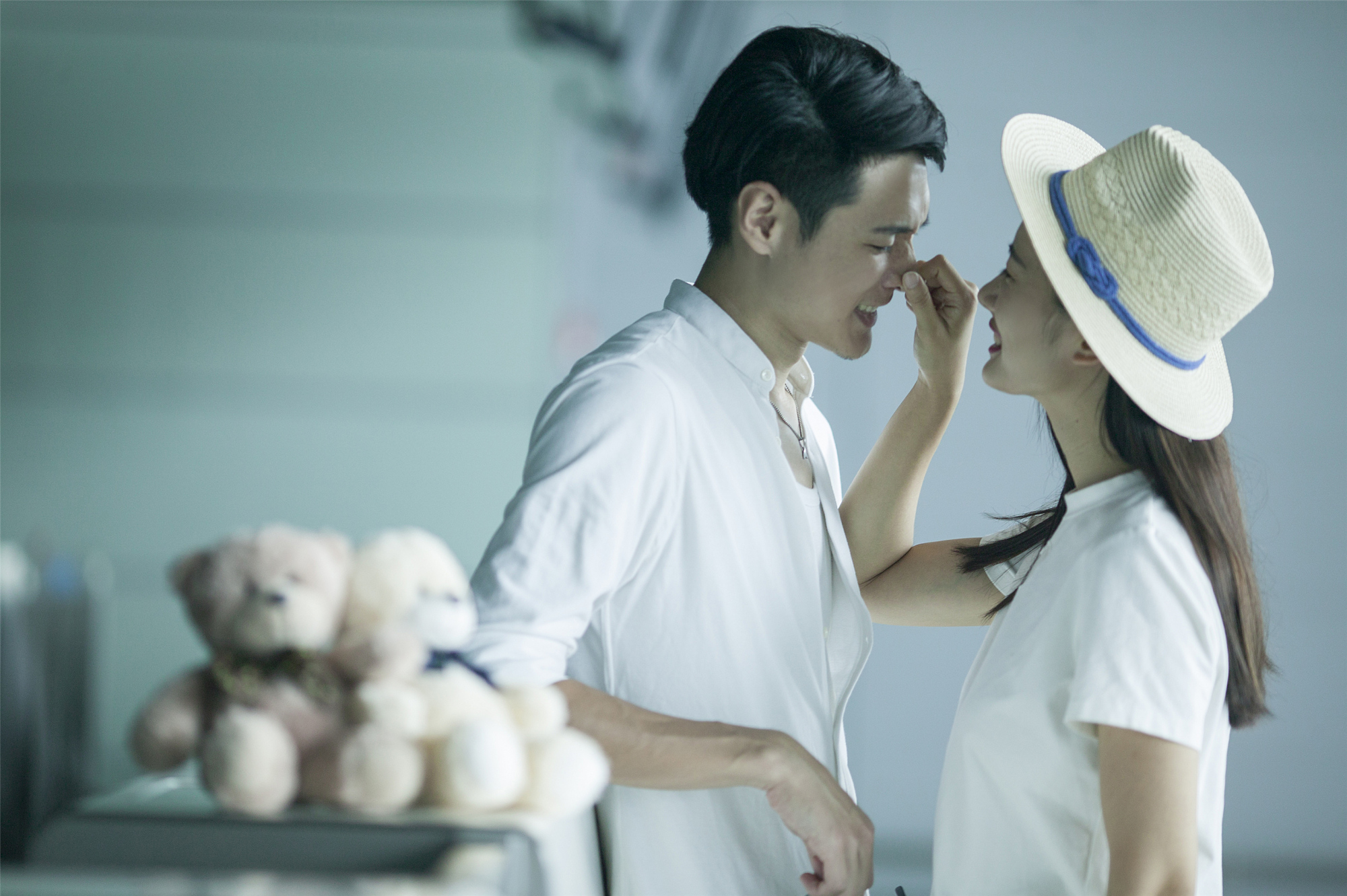 婚姻心寒绝望：脆弱如纸，一触即破