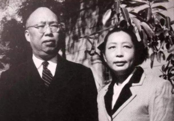 1955年授衔时，十大元帅夫人中有4人被授衔，这位夫人的军衔最高