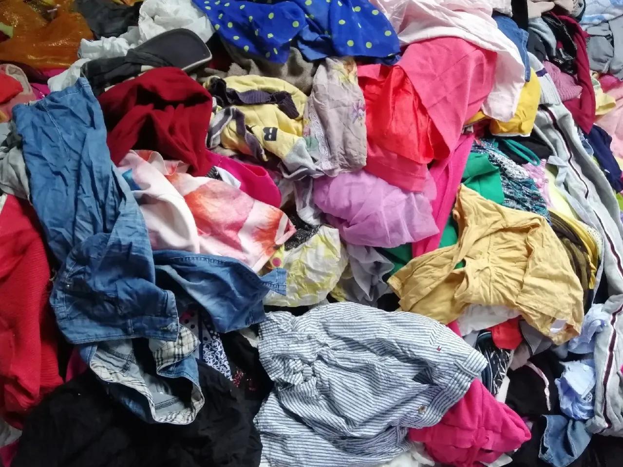 旧衣服回收目前行情价格多少 收旧衣服多少钱一斤
