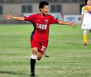 足球队的队旗(队旗收藏之上海申鑫足球俱乐部 SHANGHAI SHENXIN FOOTBALL CLUB)