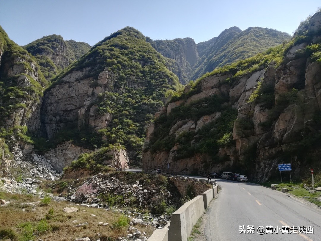 秦岭“流峪 蓝峪”穿越，一次自驾探访两条峪谷的风光，一天就够