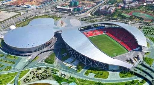 中国有专业的足球场吗(中国目前已建成的专业足球场)