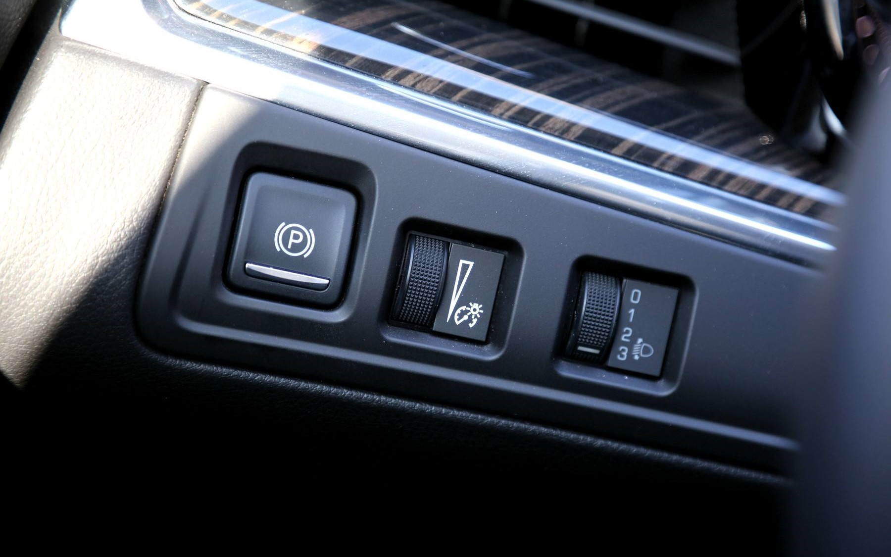 车上的"Auto h"是什么意思，我们到底应该怎么使用？