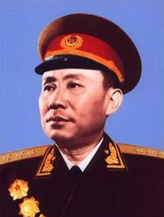 “当年我可是假军人都骗不了你” 81年刘震与老部下旧事重提