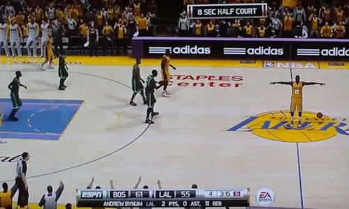 nba2k22为什么要重新打（口碑大跌！每年都来一款的NBA2k，NBA还是摇钱树吗？）