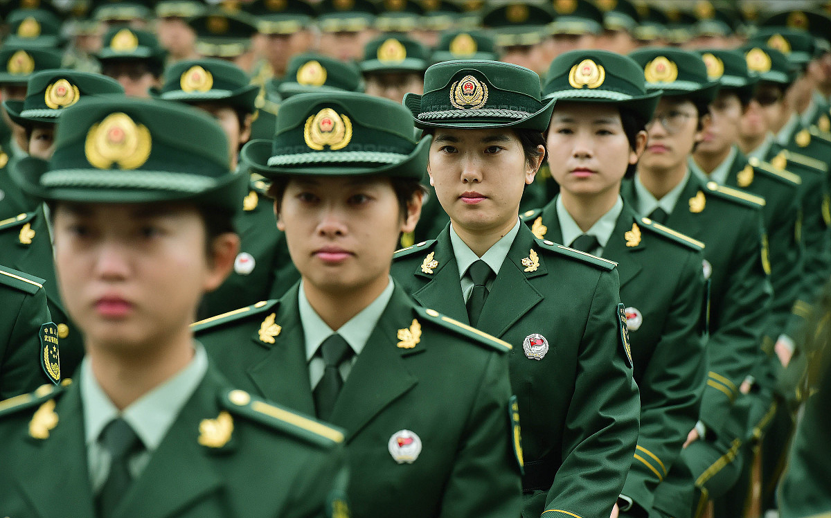 士官学校毕业怎么分配（在校大学生读士官学校好）