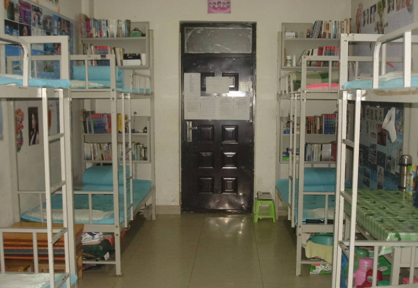 大学宿舍分为5个等级：单人间“规格高”，你的学校属于哪一类？