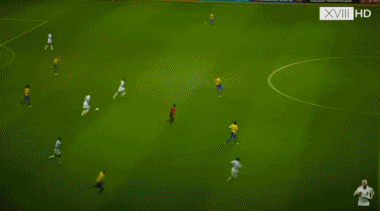 齐达内是哪年世界杯冠军（大师的绝唱！看34岁的齐达内这样征服世界 他如何站着不动过人）