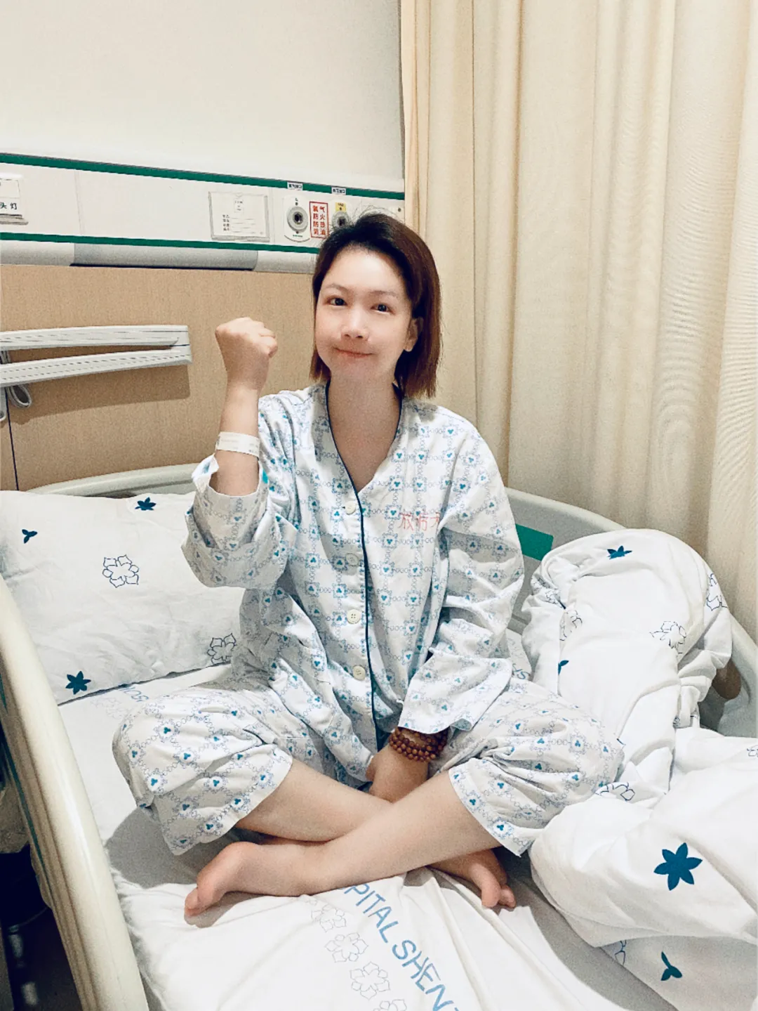 淚目!深圳男子陪患癌妻子剃光頭|5年3次抗癌,幸好你在身邊,在你身邊
