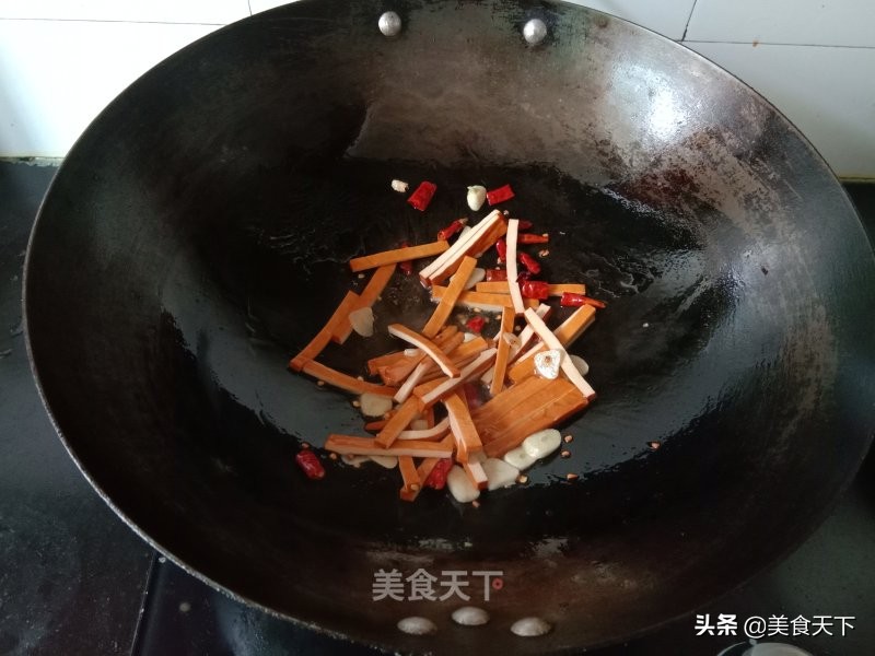 香干像我这样炒，两碗米饭都不够吃