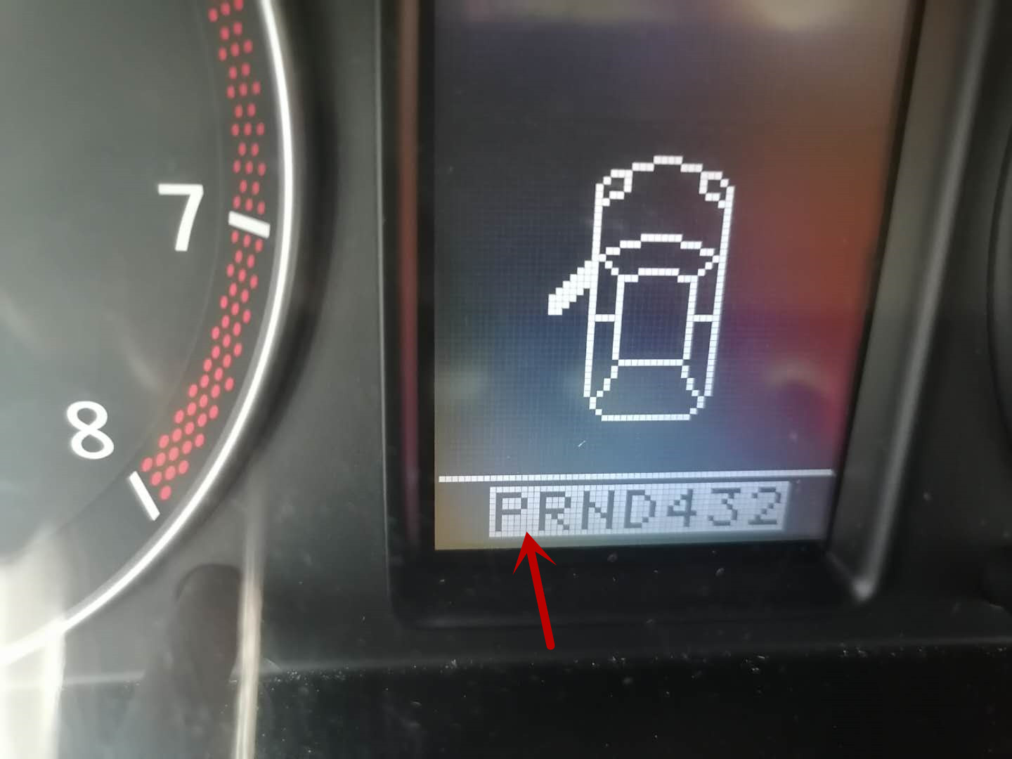 帕萨特领驭P-R-N-D挂挡冲击顿挫，发动机前后摇晃抬头，胖哥检查