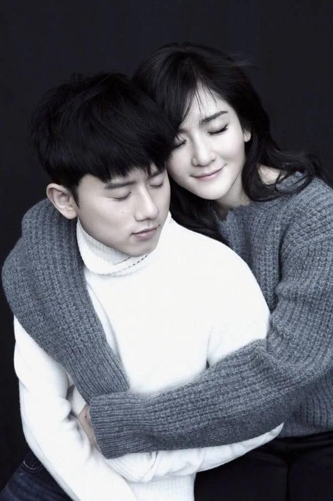 三,从恋人到夫妻,牵手多年,为何张杰谢娜频频被"唱衰"其实早在谢娜为