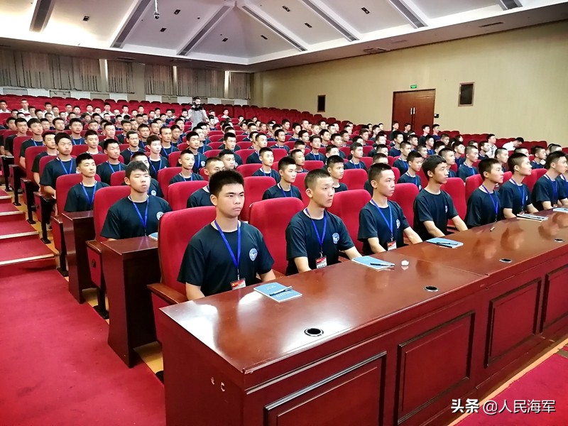 全国14所青少年航校，看海军如何对雏鹰进行超前定向培养