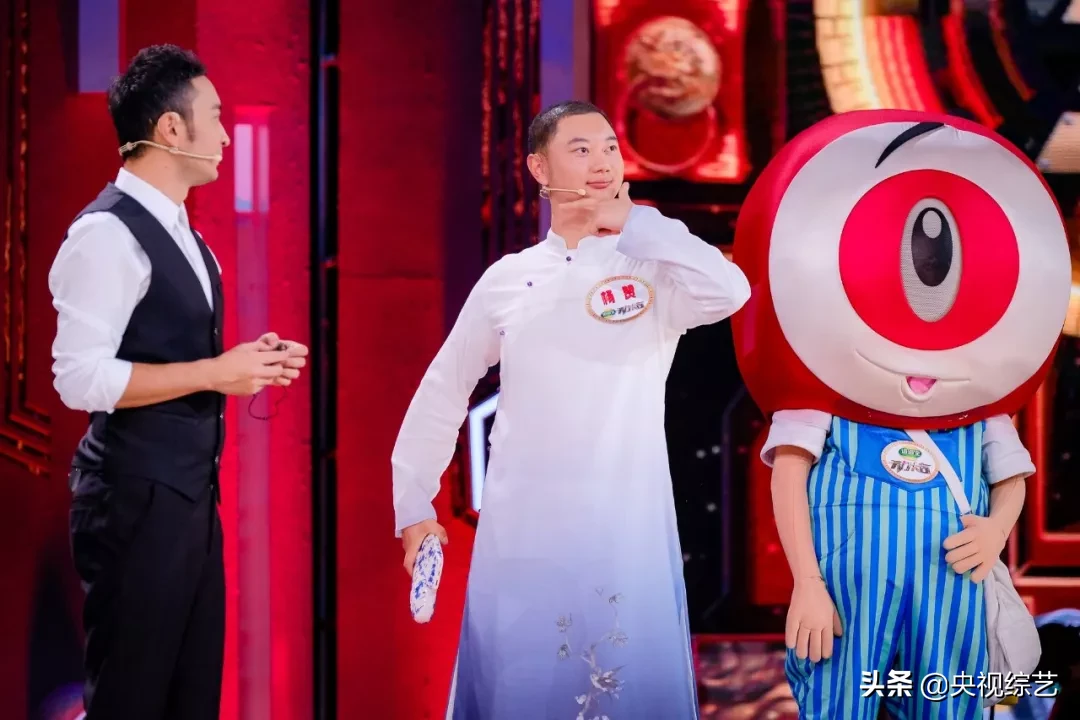 超美新疆姑娘，超高颜值机长，转圈的内蒙汉子，考下53个证的牛人……