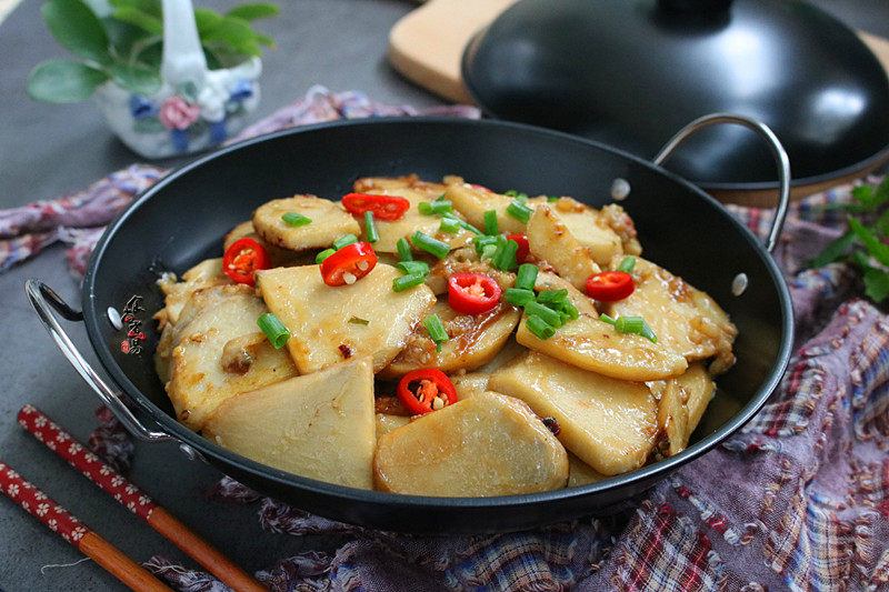 冬天我家常吃这菜，香甜软糯，饱腹感强，吃一个顶3大碗米饭
